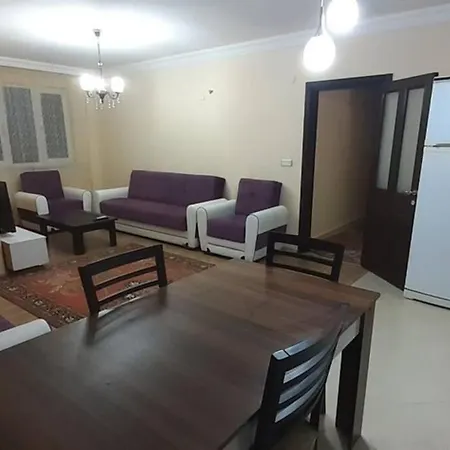Kundu Bolgesinde Konforlu Esyali Daire Lejlighed Aksu (Antalya)