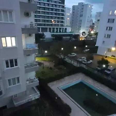 Kundu Bolgesinde Konforlu Esyali Daire Aksu (Antalya)