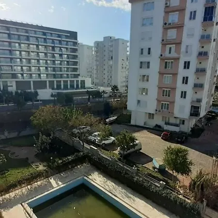 Kundu Bolgesinde Konforlu Esyali Daire Lejlighed